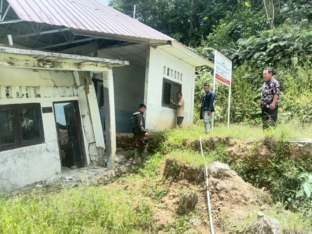 Foto Rehap Sekolah