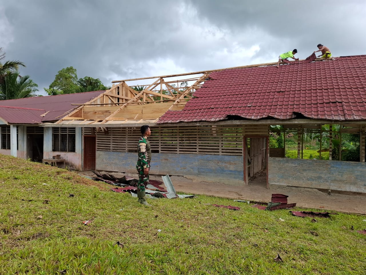 Foto Rehap Sekolah