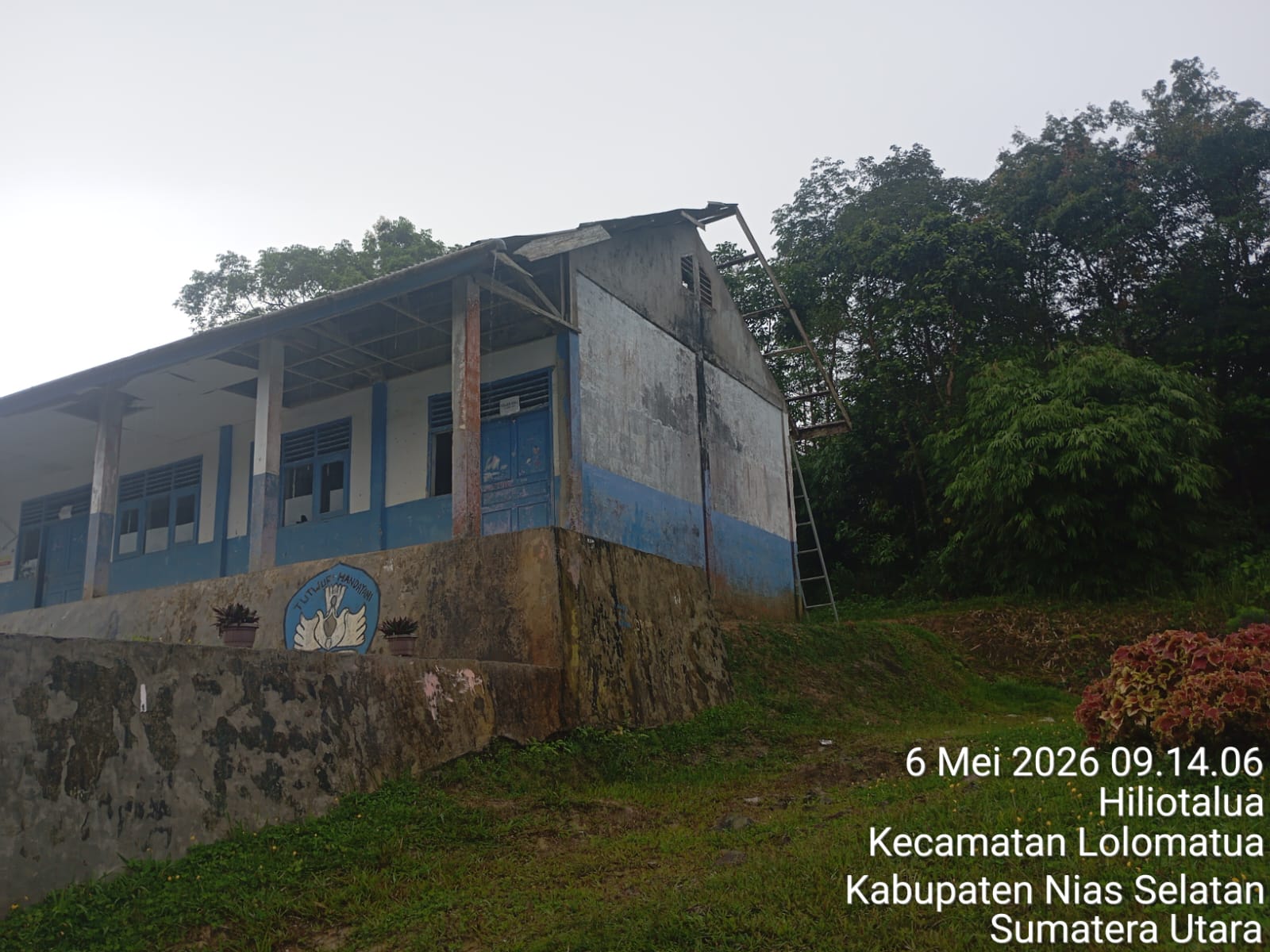 Foto Rehap Sekolah