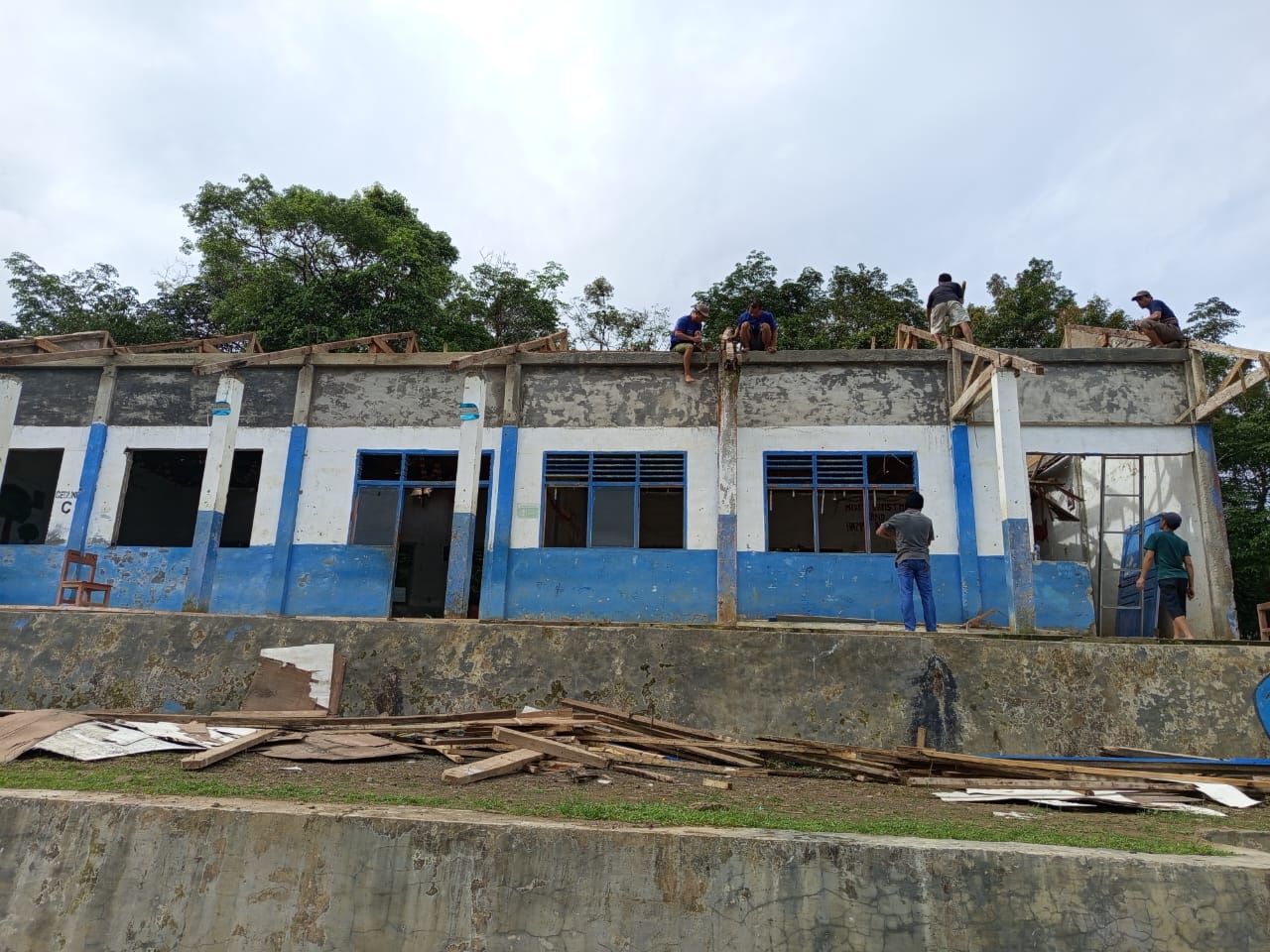 Foto Rehap Sekolah